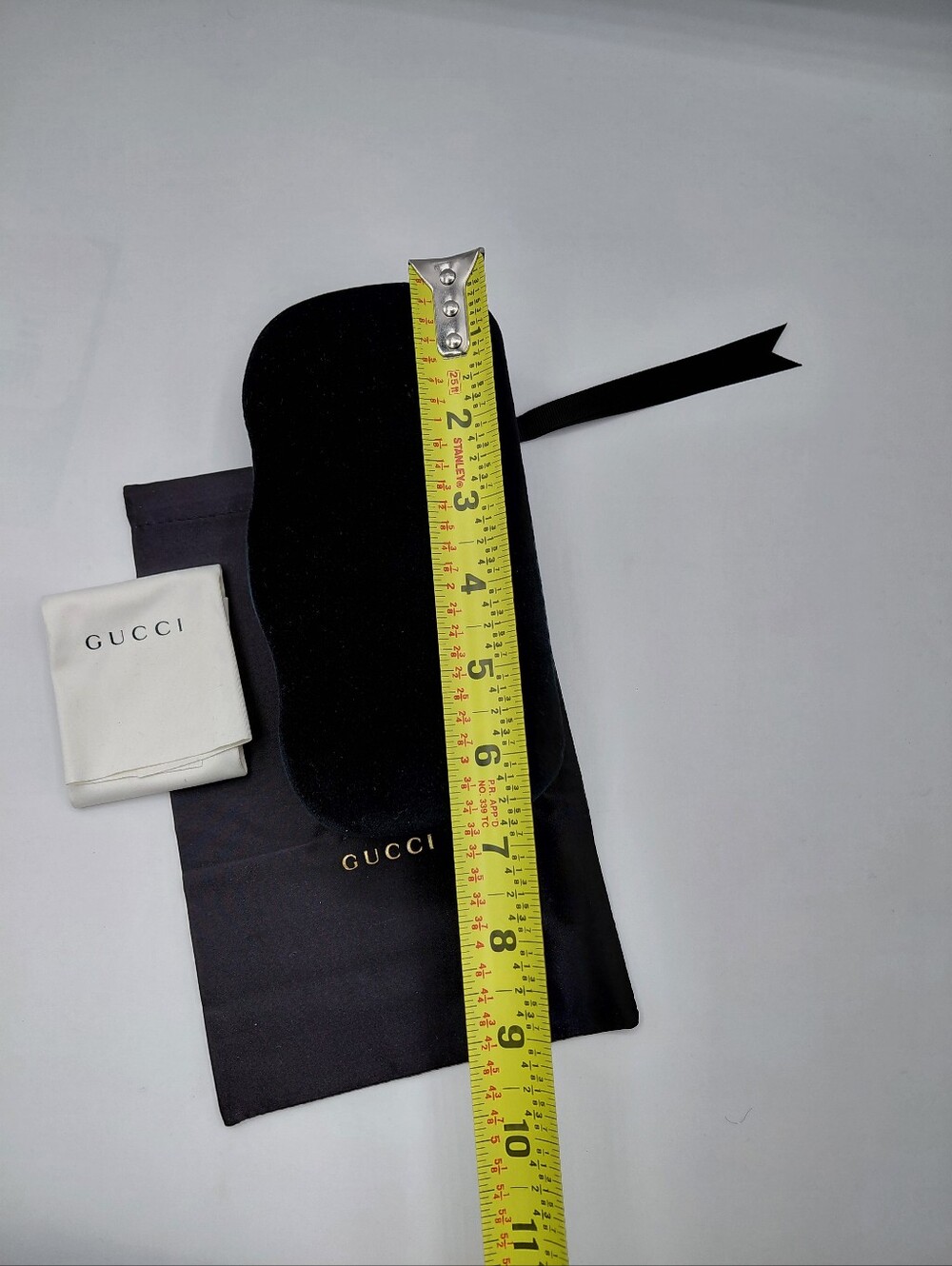 GUCCI BLACK VELVET SUNGLASSES CASE - Picture 4 of 6